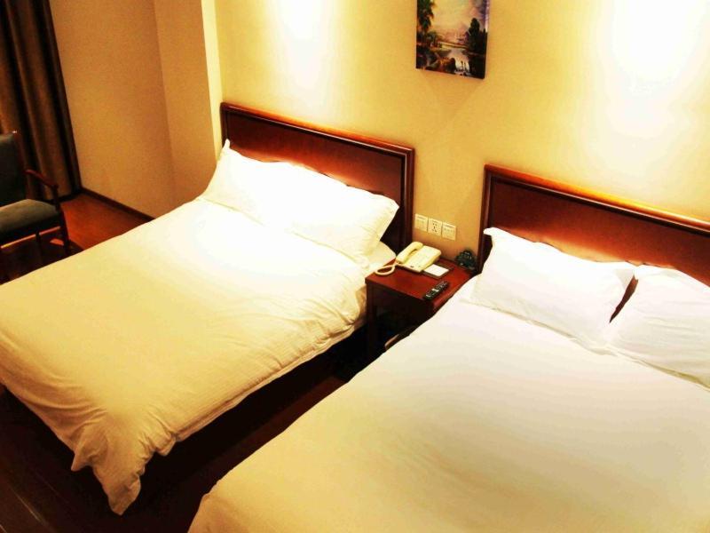 Greentree Inn Shandong Qingdao Development District Sdust Express Hotel מראה חיצוני תמונה