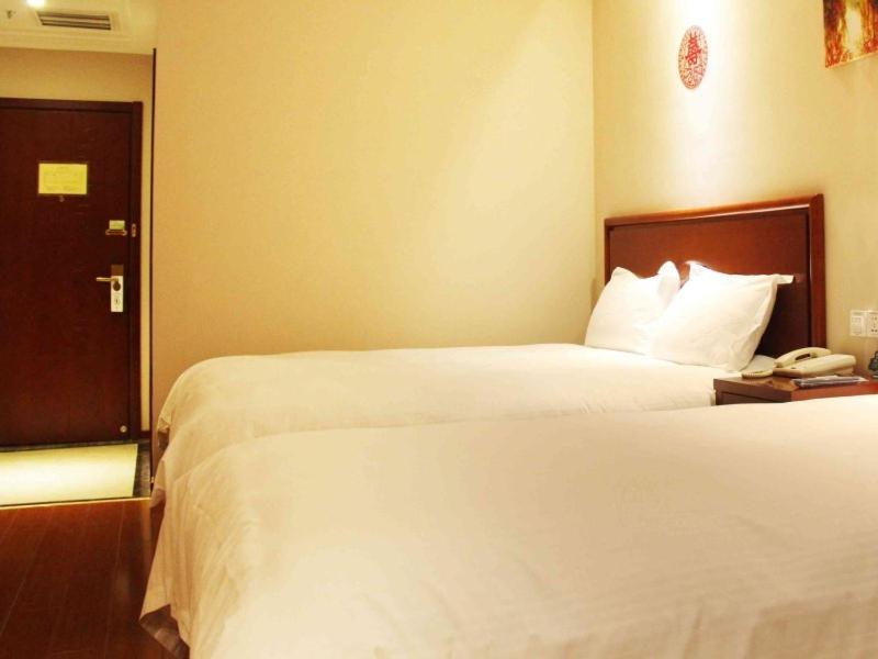 Greentree Inn Shandong Qingdao Development District Sdust Express Hotel מראה חיצוני תמונה