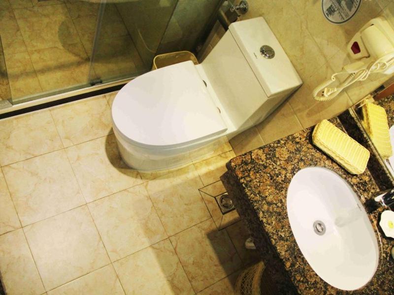 Greentree Inn Shandong Qingdao Development District Sdust Express Hotel מראה חיצוני תמונה