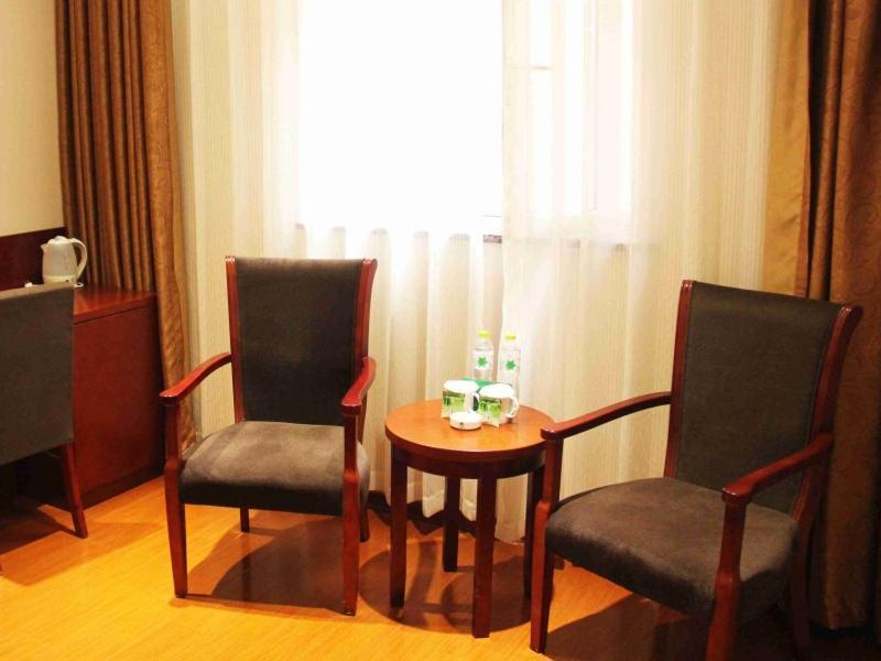 Greentree Inn Shandong Qingdao Development District Sdust Express Hotel מראה חיצוני תמונה