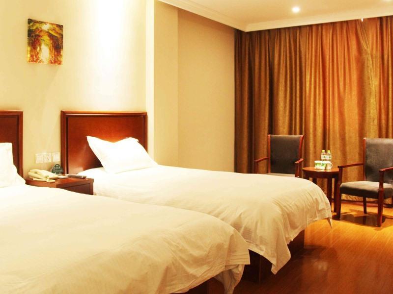 Greentree Inn Shandong Qingdao Development District Sdust Express Hotel מראה חיצוני תמונה