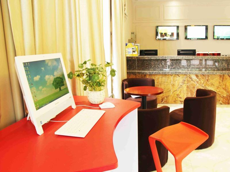 Greentree Inn Shandong Qingdao Development District Sdust Express Hotel מראה חיצוני תמונה
