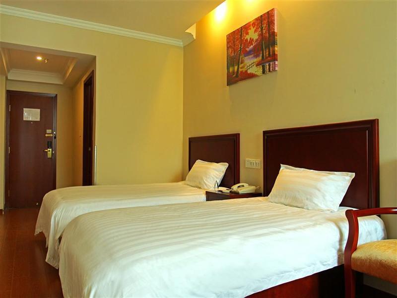 Greentree Inn Shandong Qingdao Development District Sdust Express Hotel מראה חיצוני תמונה