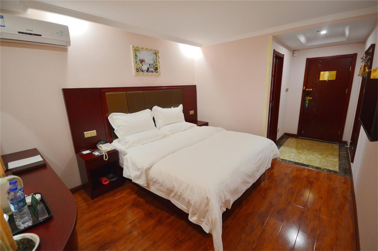 Greentree Inn Shandong Qingdao Development District Sdust Express Hotel מראה חיצוני תמונה