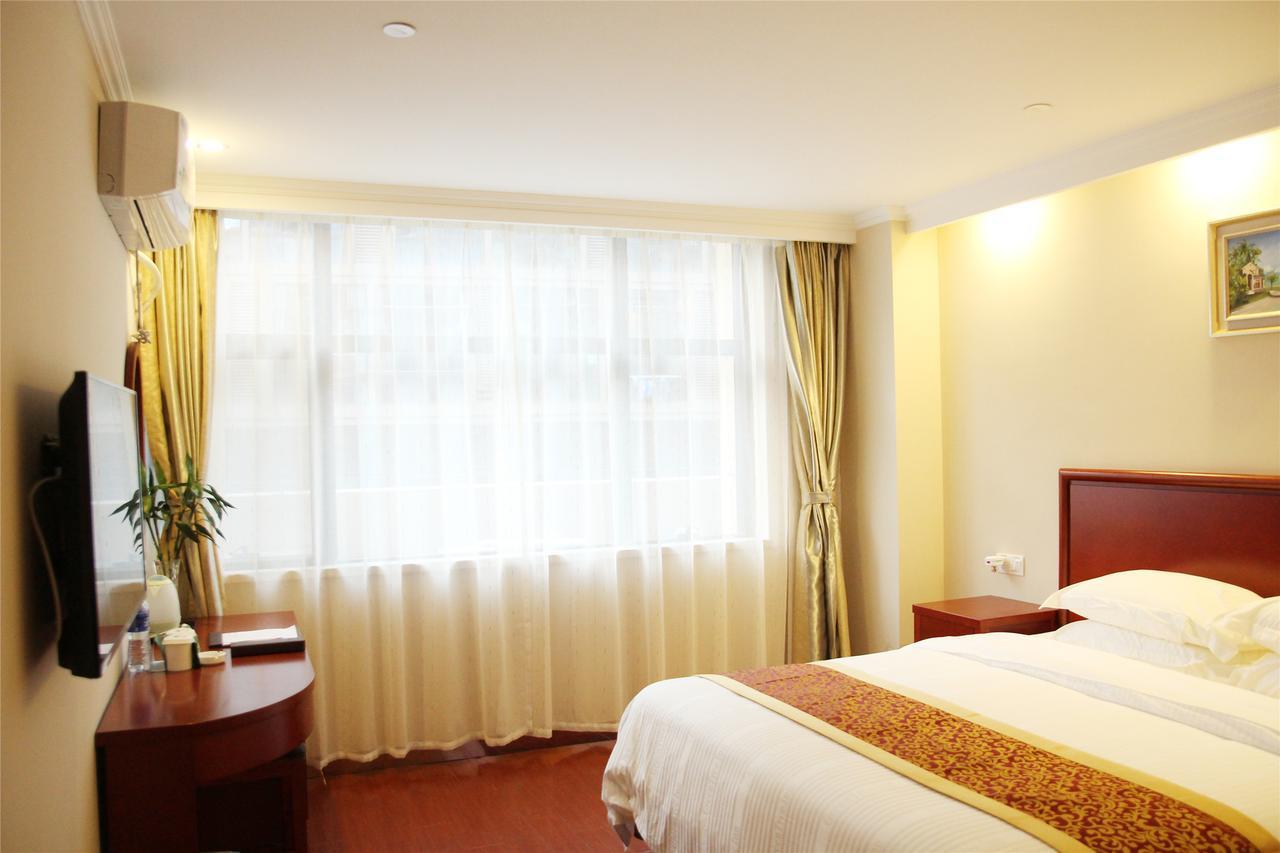 Greentree Inn Shandong Qingdao Development District Sdust Express Hotel מראה חיצוני תמונה