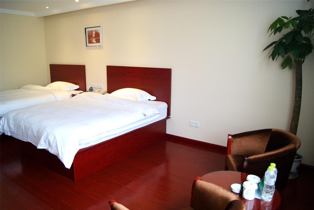 Greentree Inn Shandong Qingdao Development District Sdust Express Hotel מראה חיצוני תמונה